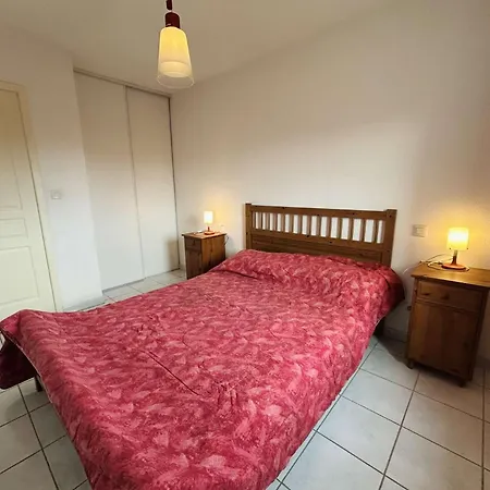 Np230-040 Pavillon 2 Chambres, 나르본플라제